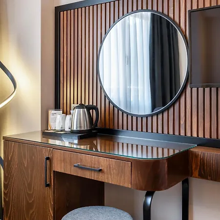 Bristol Hotel 4*