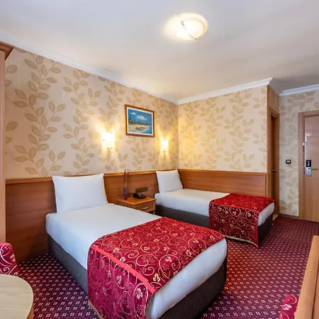 Hotel Bristol 4*