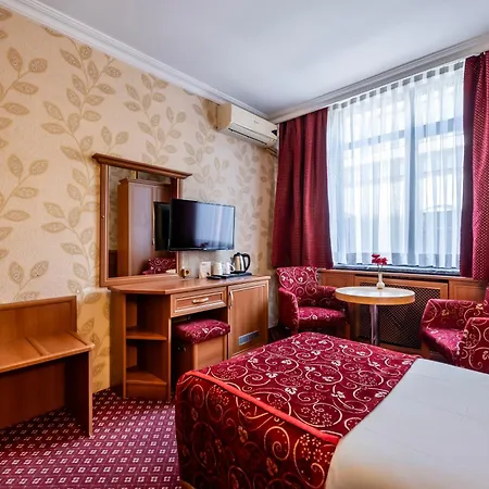 Hotel Bristol