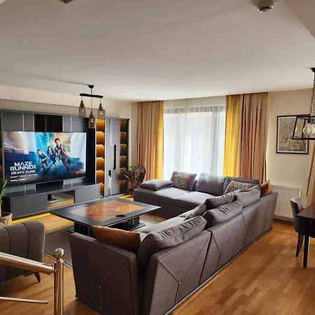 Taksim Perfect Residence, 3 Bedrooms, 140 M2, Pool Gym Sauna Access Apartment Istanbul