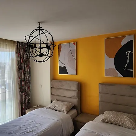 Taksim Perfect Residence, 3 Bedrooms, 140 M2, Pool Gym Sauna Access Apartment Istanbul