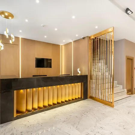 Bristol Hotel 4*