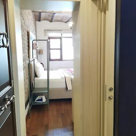 Apartment Ottobalat *