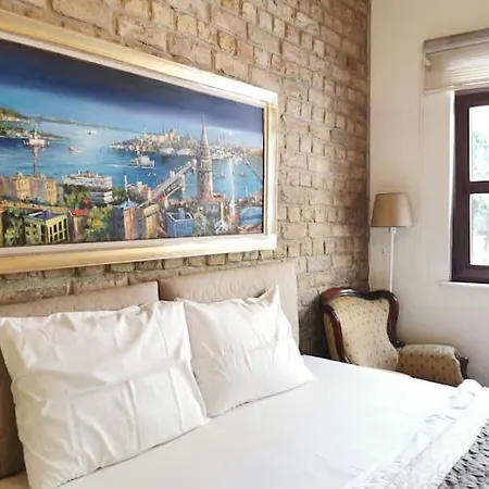 Ottobalat Apartment *