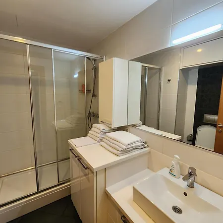 Apartment Taksim Perfect Pool Sauna Access