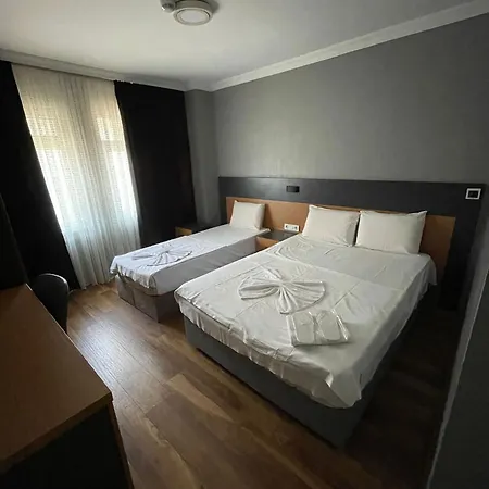 Otag Hotel *