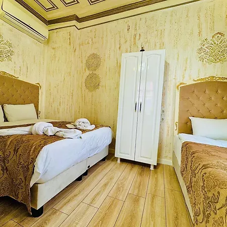 Aparthotel Alhambra