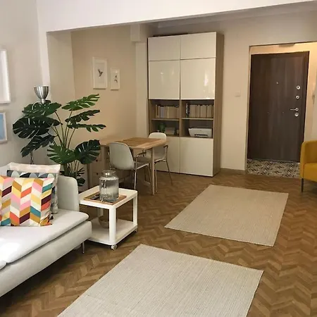 Only 7 Minutes Away By Walk To Nisantasi Citys