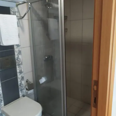 Palace Point Otel 2*