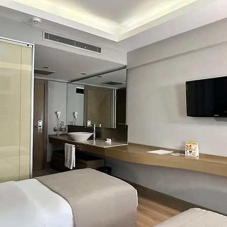 Grand Beyazit Old Hotel