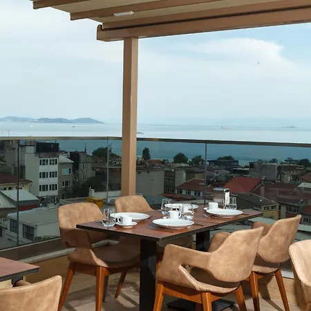 Belmond Hotel 3*