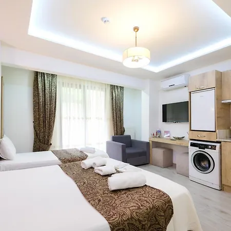Hotel Loren Hotel&suites 3*