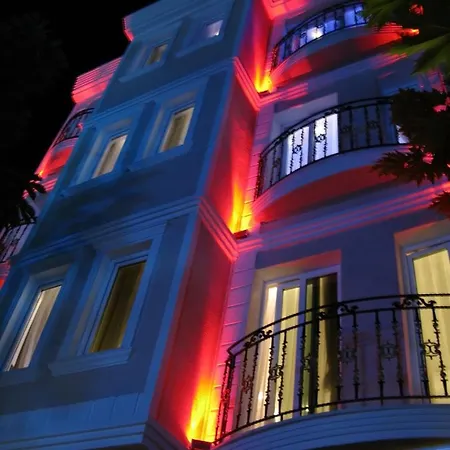 Hotel Charm 3*
