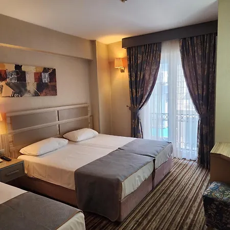 Nanda Hotel 4*