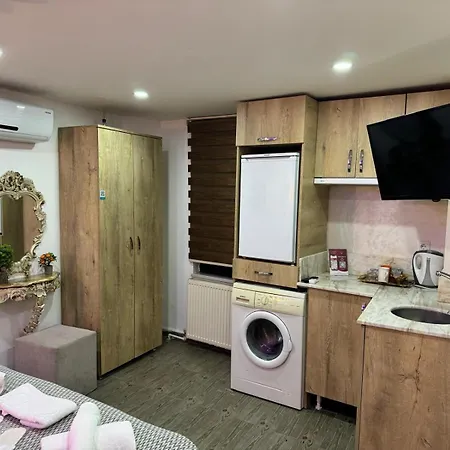 Hotel Loren Hotel&suites 3*