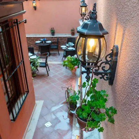 Hotel Brown Mansion Oldcity *