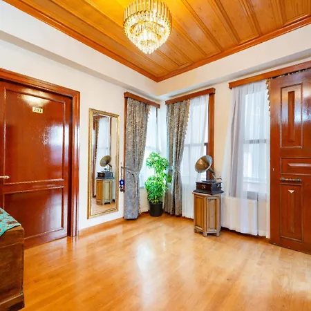 Brown Mansion Oldcity * Istanbul