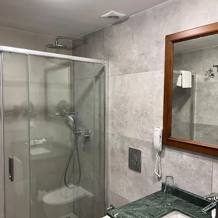 Glk Premier The & Hotel 4*
