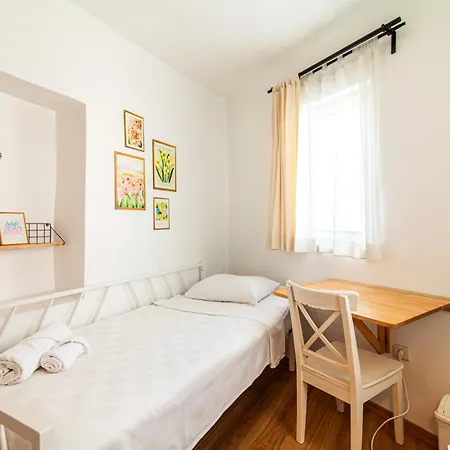 Secluded House , Near Bosphorus , 2 Ac , Fast Wifi Holiday home