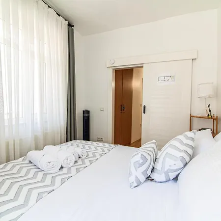 Secluded House , Near Bosphorus , 2 Ac , Fast Wifi Istanbul