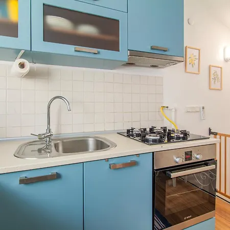 Holiday home Secluded House , Near Bosphorus , 2 Ac , Fast Wifi *