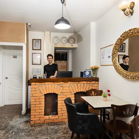 ホテル Taksim Trust