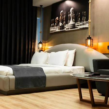 Hotel Mas Nisantasi 5*