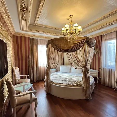 Golden Horn 4*