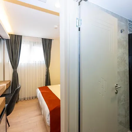 Hotell Harmony & 4*