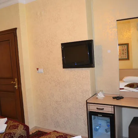 Hotel Art 3*