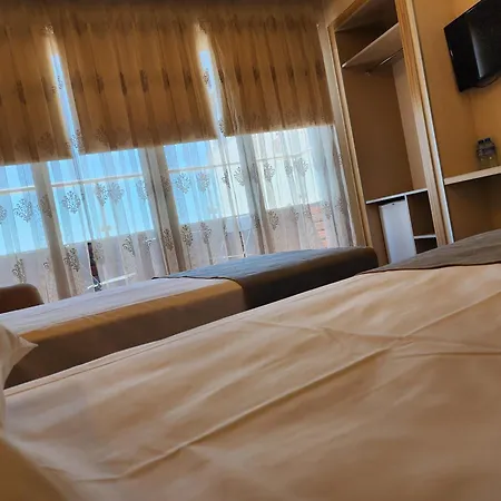 ナンダ 4*