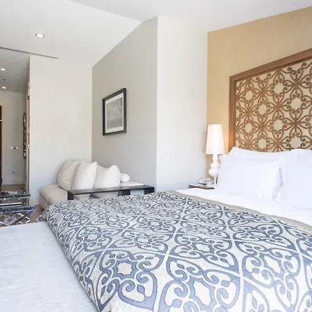 Hotel Taksim Prelude 4*