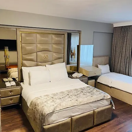 Aymira Aparthotel