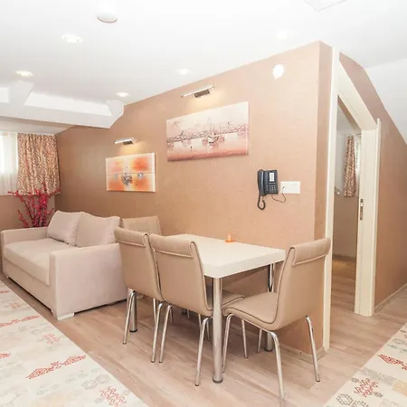 Aparthotel Fulya 3*