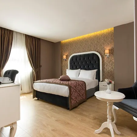 Dencity & Hotel