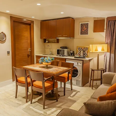 Apart-hotel Lord Morgan & Exclusive Design Cihangir