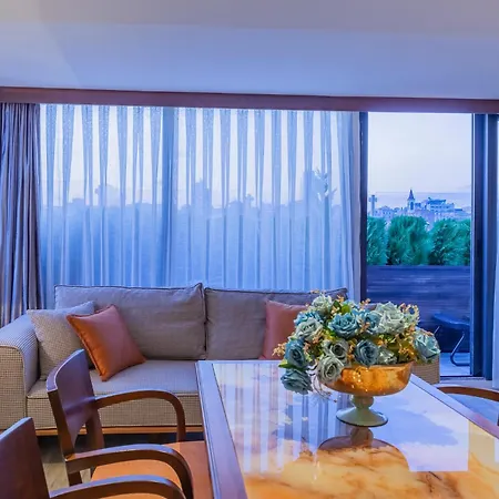 Lord Morgan & Exclusive Design Cihangir Apart-hotel 2*
