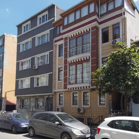 Hane Apartment *