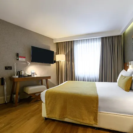Ramada By Wyndham Grand Bazaar 4* Istambul