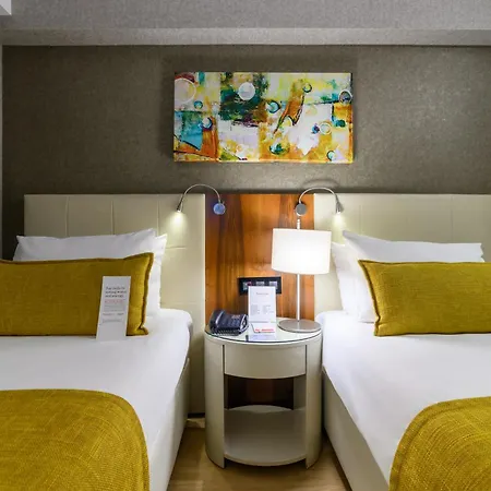 Ramada By Wyndham Grand Bazaar Hotel 4*