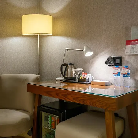 Hotel Ramada By Wyndham Grand Bazaar 4*