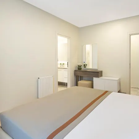 Mayar Hotell *