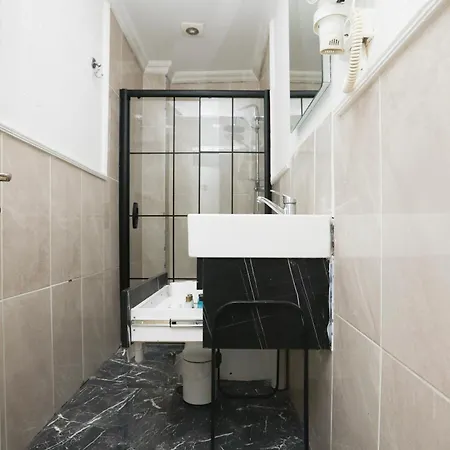 Otel La Pera Suıtes 3*