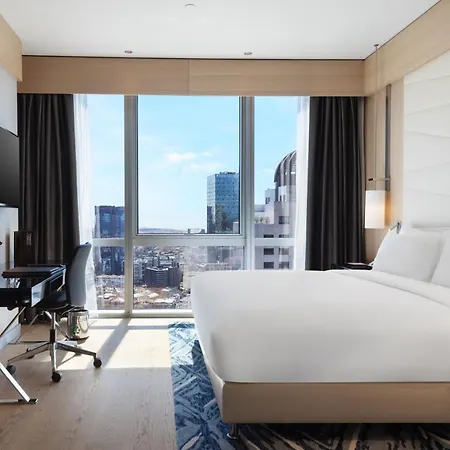 Hotel Wyndham Grand Levent & Conference Center 5*