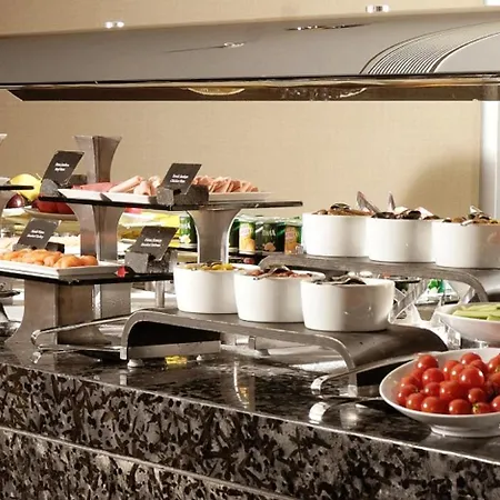 فندق شيراتون أتاكوي 5*