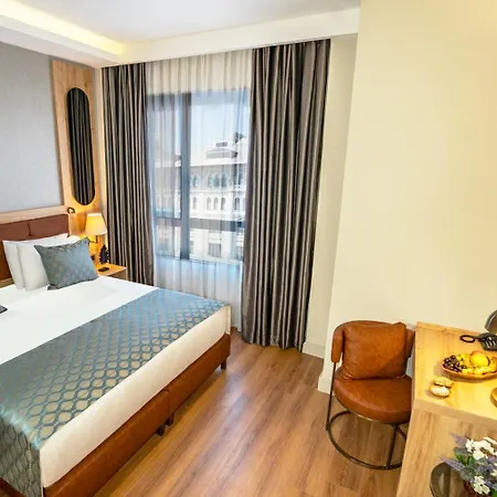 Grand Sirkeci 4*