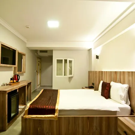 Hotel Vali 3*