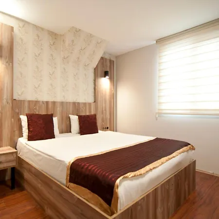 Vali Hotel 3*