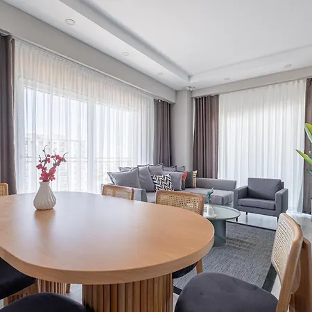 Linkinn Luxury & Apartment