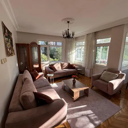 Acibadem Kadikoey Apartment